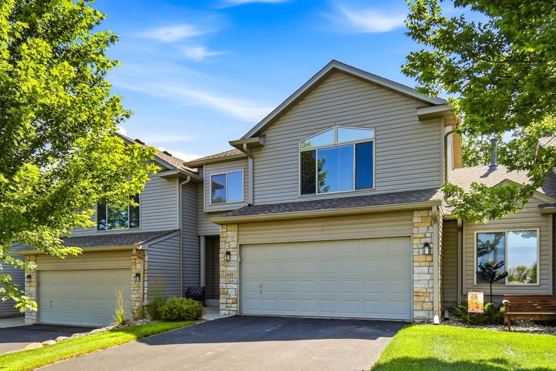 2445 Birn Hill Dr, Faribault, MN 55021