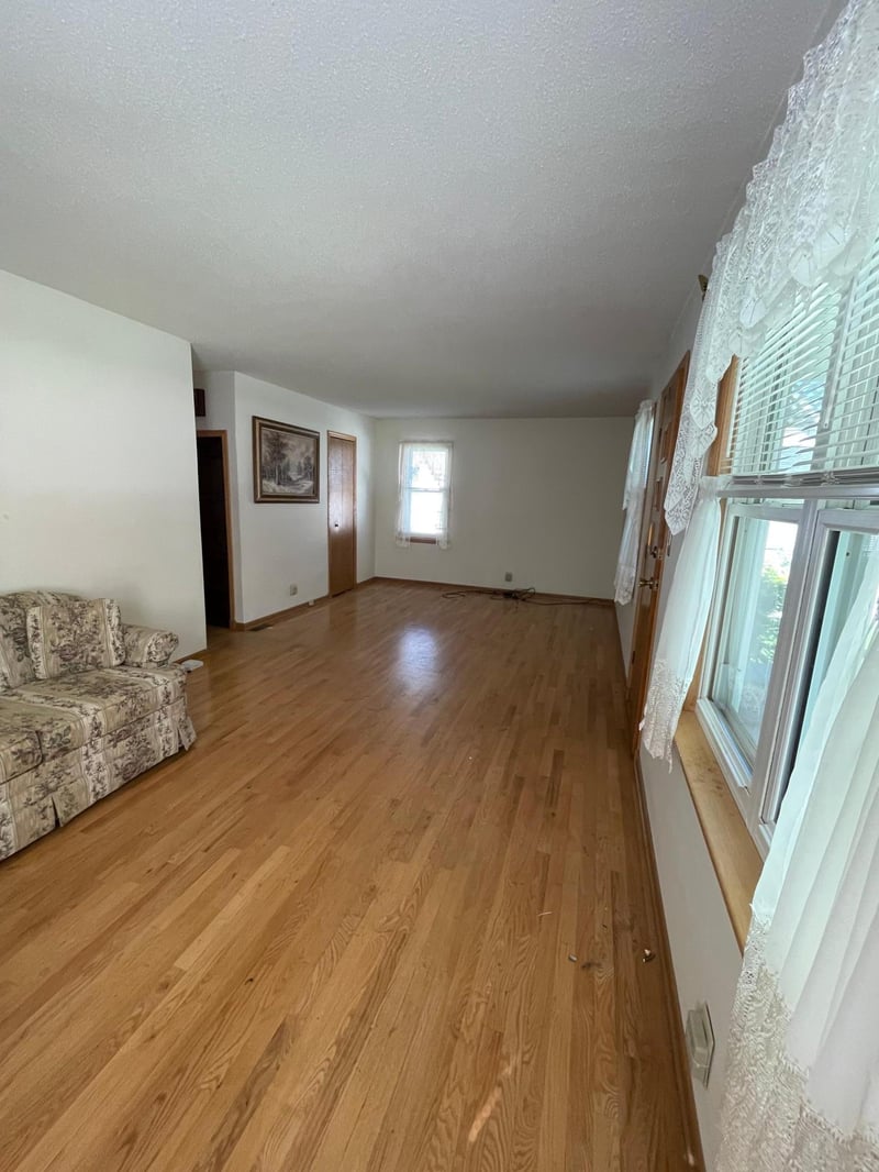 415 10th Ave SW, Austin, MN 55912