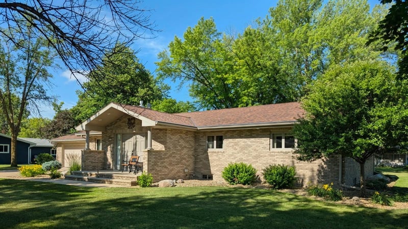 611 N 12th St, Montevideo, MN 56265
