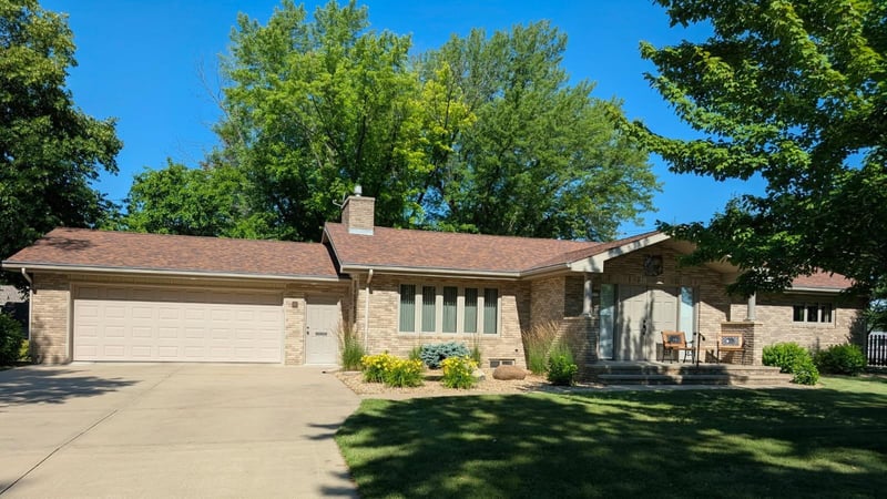 611 N 12th St, Montevideo, MN 56265