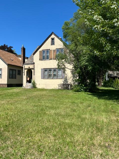 504 Riverside Dr SE, Saint Cloud, MN 56304