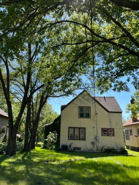 504 Riverside Dr SE, Saint Cloud, MN 56304