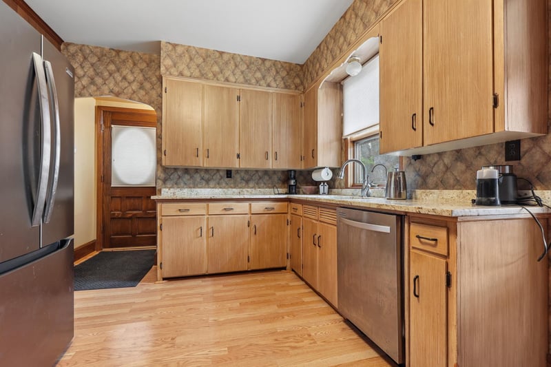 240 Washington St, Holdingford, MN 56340