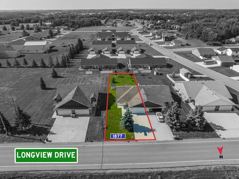 1877 Longview Dr, Detroit Lakes, MN 56501