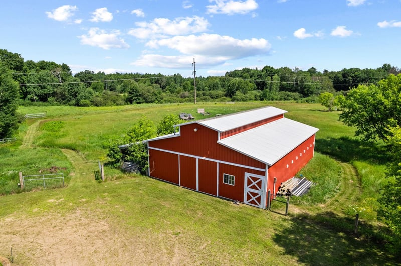4709 358th St, North Branch, MN 55056