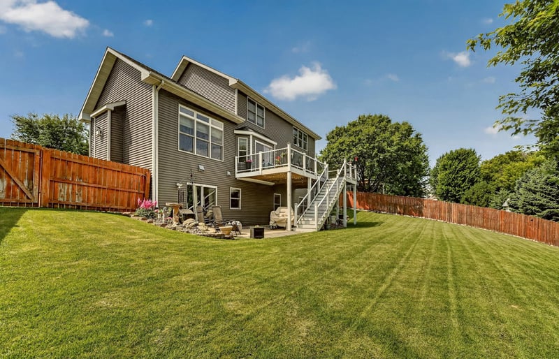 2721 Boulder Ridge Dr NW, Rochester, MN 55901