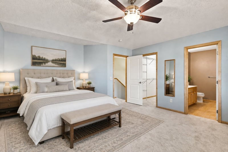 1801 Foothill Trl, Shakopee, MN 55379