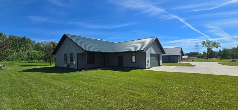 17670 Birch Dr NW, Angle Inlet, MN 56711