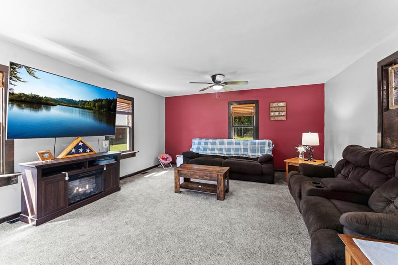 42550 Cedarcrest Trl, Harris, MN 55032