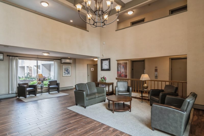 1601 N Innsbruck Dr #361NE, Fridley, MN 55432