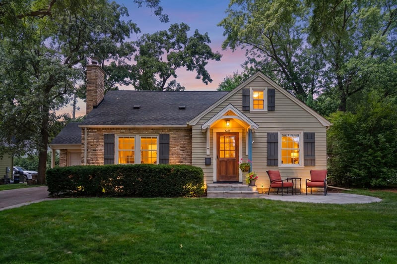 4228 Lynn Ave, Edina, MN 55416
