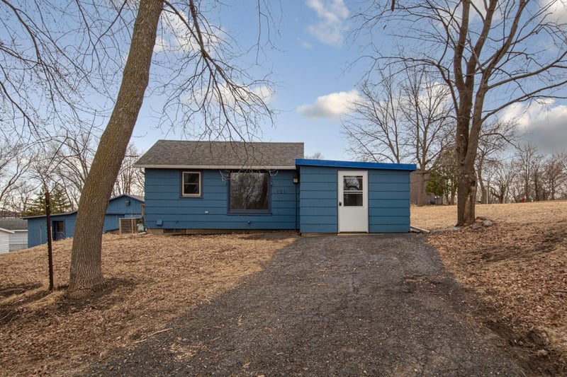 101 State Highway 60 E, Elysian, MN 56028