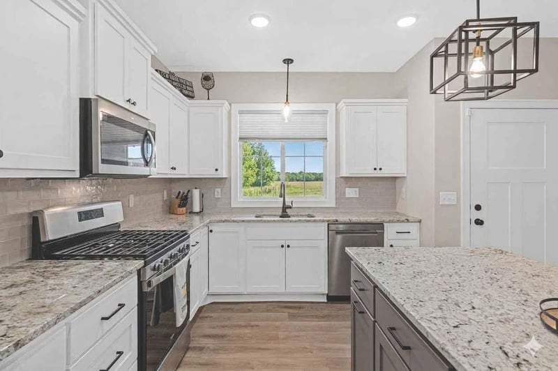 31740 Madison Rd, Lindstrom, MN 55045