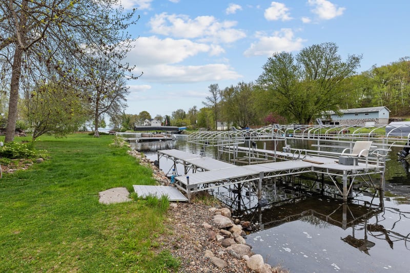 6454 Flying Jib, Garrison, MN 56450