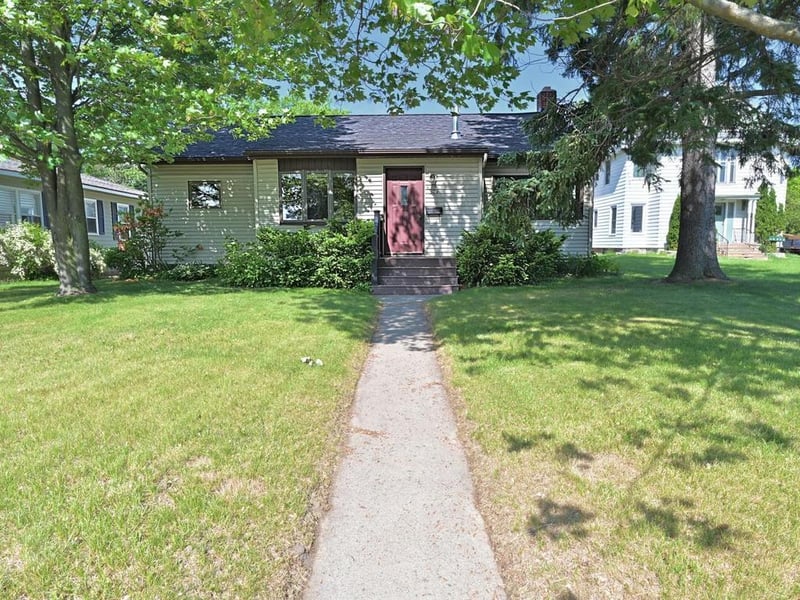 309 S Pokegama Ave, Grand Rapids, MN 55744