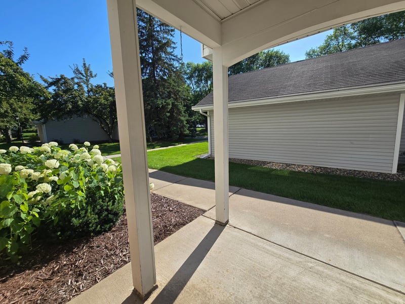 3545 Blue Jay Way #107, Eagan, MN 55123