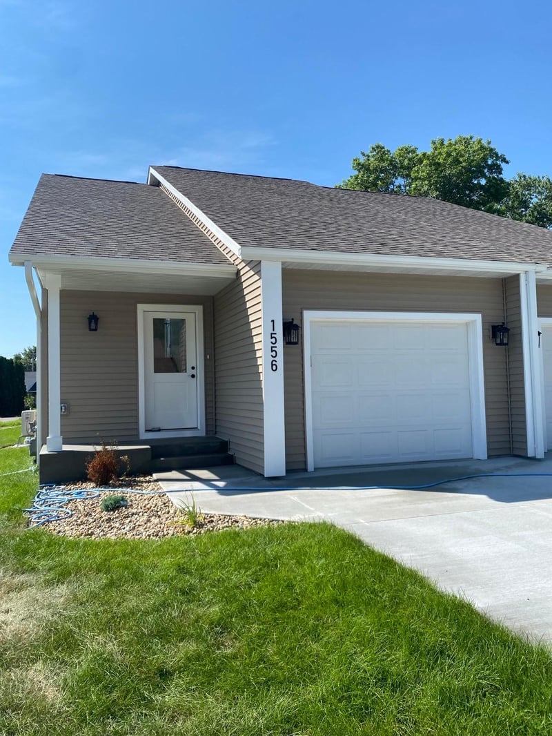 1556 Kings Ct SE, Rochester, MN 55904