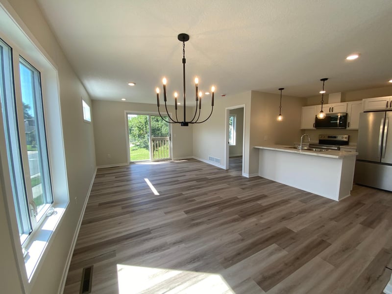 1556 Kings Ct SE, Rochester, MN 55904