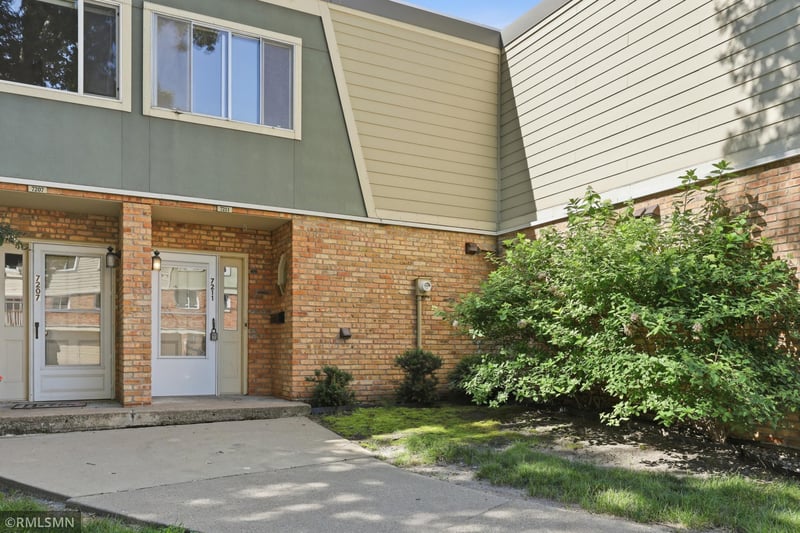 7211 W Franklin Ave, Saint Louis Park, MN 55426