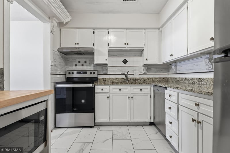 7211 W Franklin Ave, Saint Louis Park, MN 55426