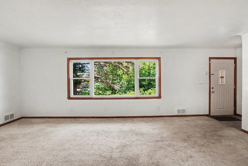 1527 Winchell St, Saint Paul, MN 55106