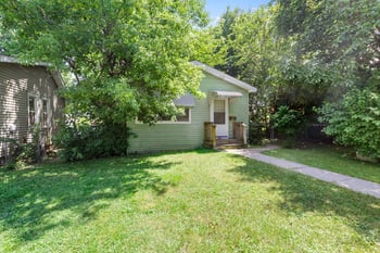 3822 Dupont Ave N, Minneapolis, MN 55412