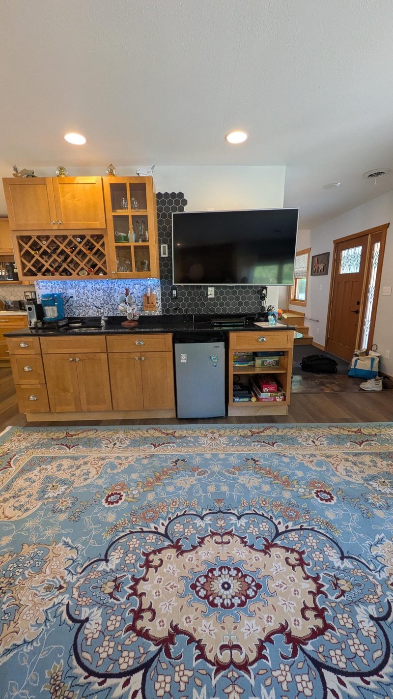 4856 Sawmill Rd, Gilbert, MN 55741