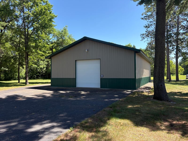 719 Wallace Ave, Crosby, MN 56441