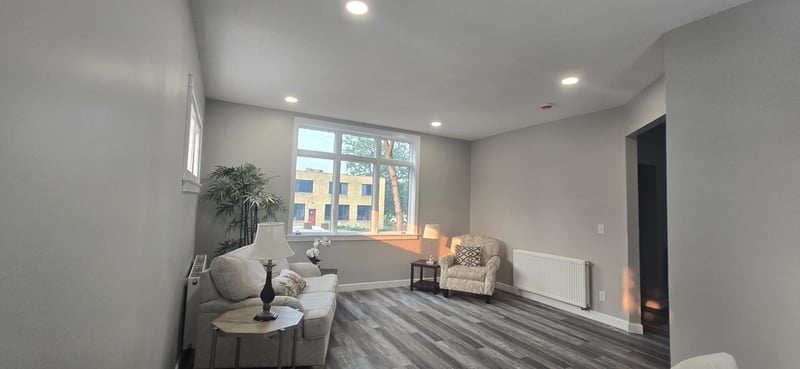 12 Oakley Ave, Saint Paul, MN 55104