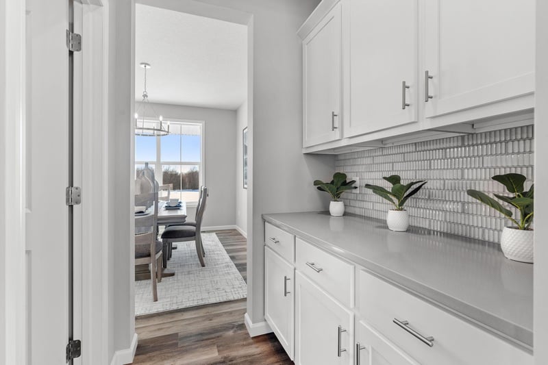 913 Buffalo St NW, Delano, MN 55328