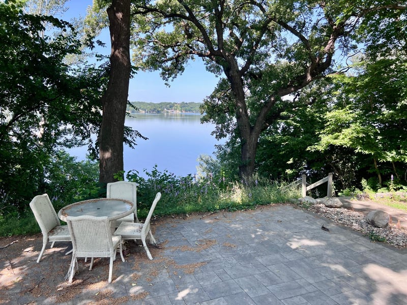 521 Lakeshore Dr, Ortonville, MN 56278