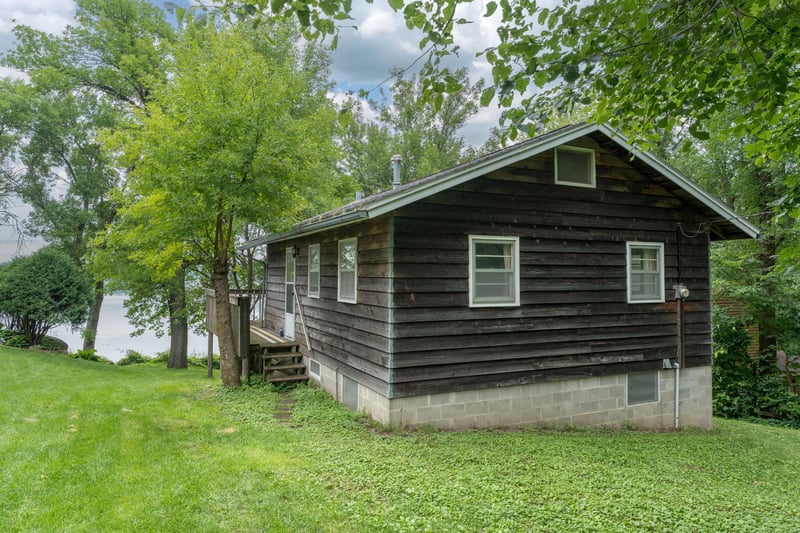 25076 Swedes Bay Ln, Elysian, MN 56028