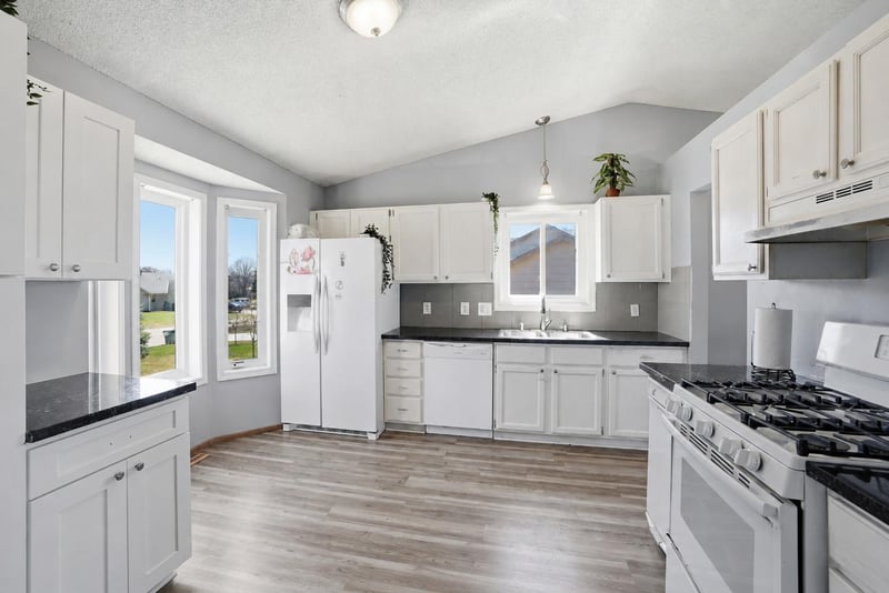 12048 Zea St NW, Coon Rapids, MN 55433