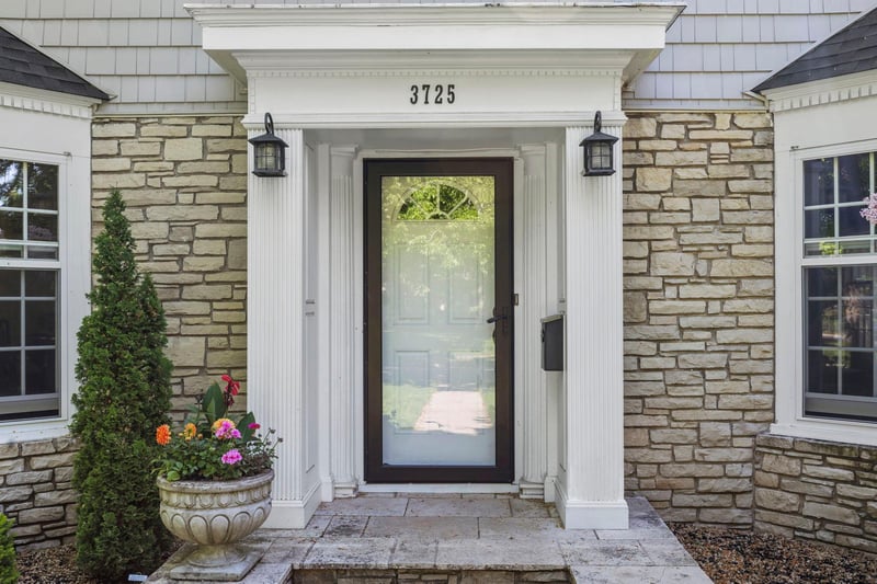 3725 Glenhurst Ave, Saint Louis Park, MN 55416