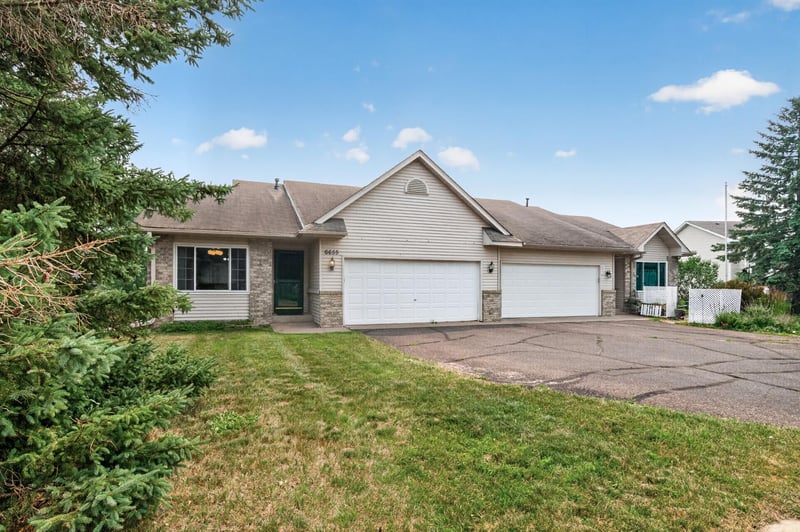 6655 381st St, North Branch, MN 55056