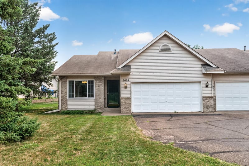 6655 381st St, North Branch, MN 55056