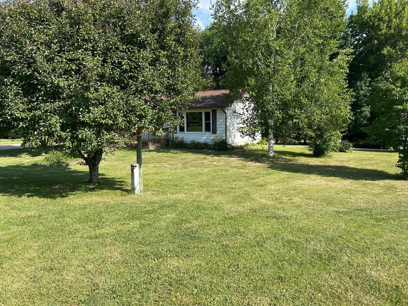 305 Lakeview Dr, Lake Park, MN 56554