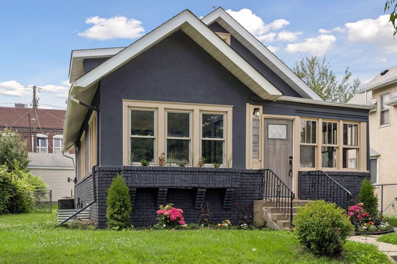 3823 Dupont Ave N, Minneapolis, MN 55412