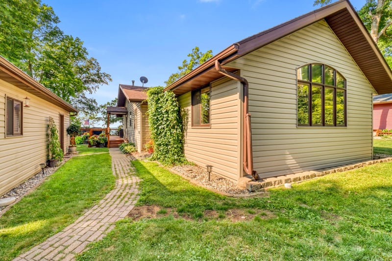 33797 N Cotton Lake Rd, Rochert, MN 56578