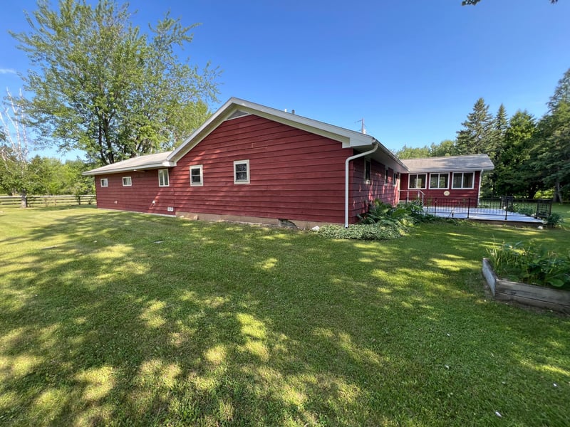 2904 State Highway 172 NW, Baudette, MN 56623