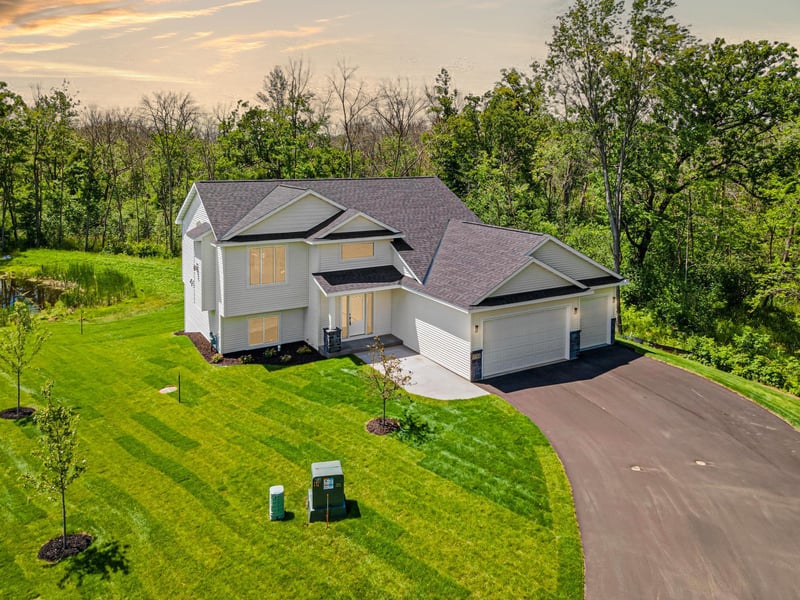 4784 261st St, Wyoming, MN 55092