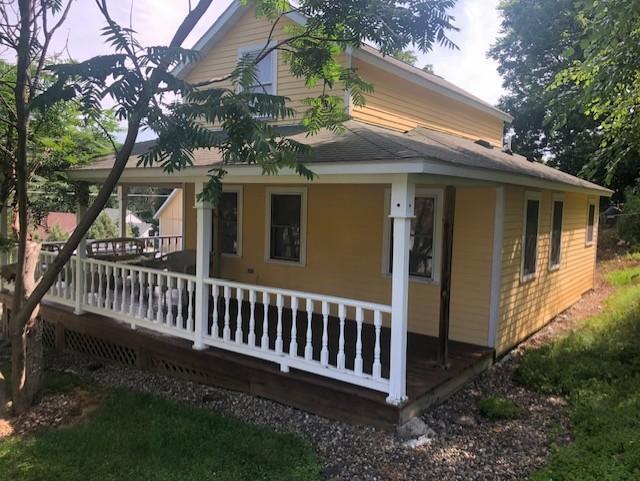 300 Elmwood St E, Lanesboro, MN 55949