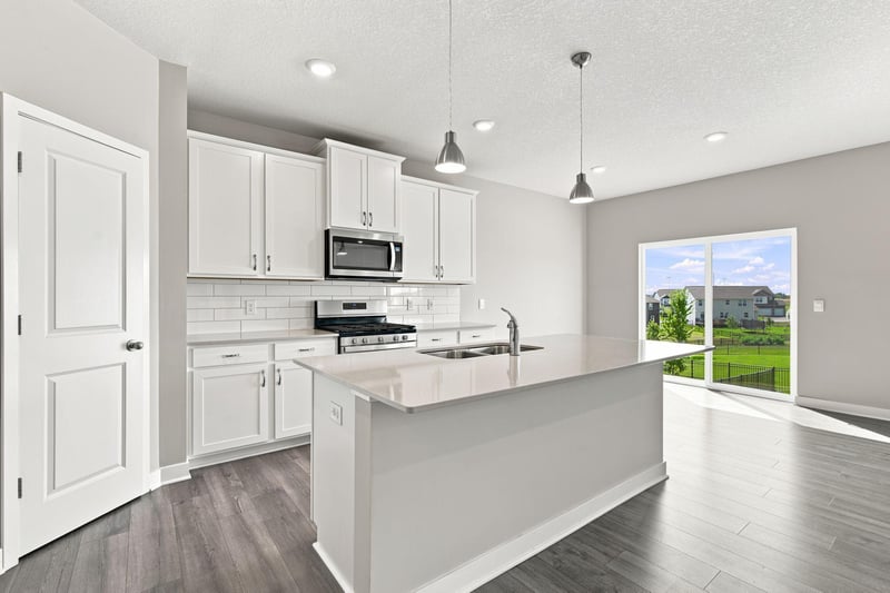 13111 Arbor Pa, Rosemount, MN 55068