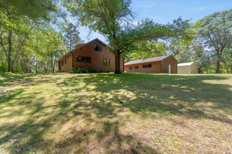 9364 Ossawinnamakee Rd, Pequot Lakes, MN 56472