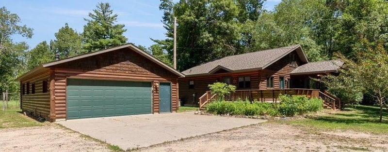 9364 Ossawinnamakee Rd, Pequot Lakes, MN 56472