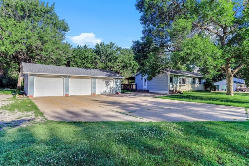 18536 147th St NW, Elk River, MN 55330