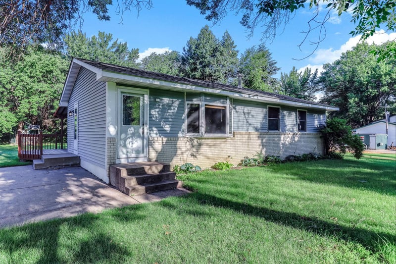 18536 147th St NW, Elk River, MN 55330