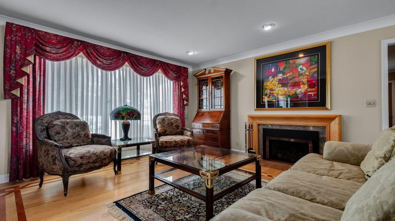 404 W Macarthur Ave, Eau Claire, WI 54701