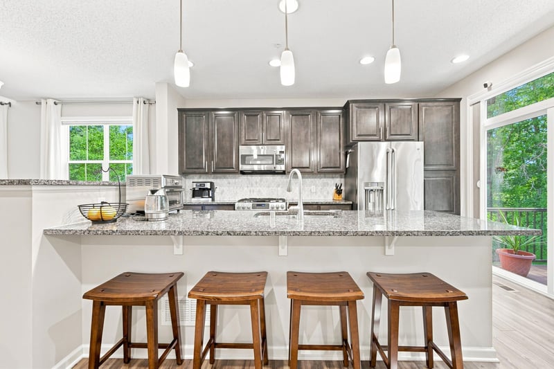 6943 Archer Trl, Inver Grove Heights, MN 55077