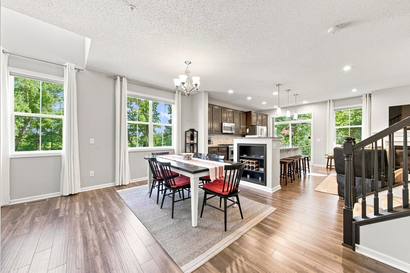 6943 Archer Trl, Inver Grove Heights, MN 55077
